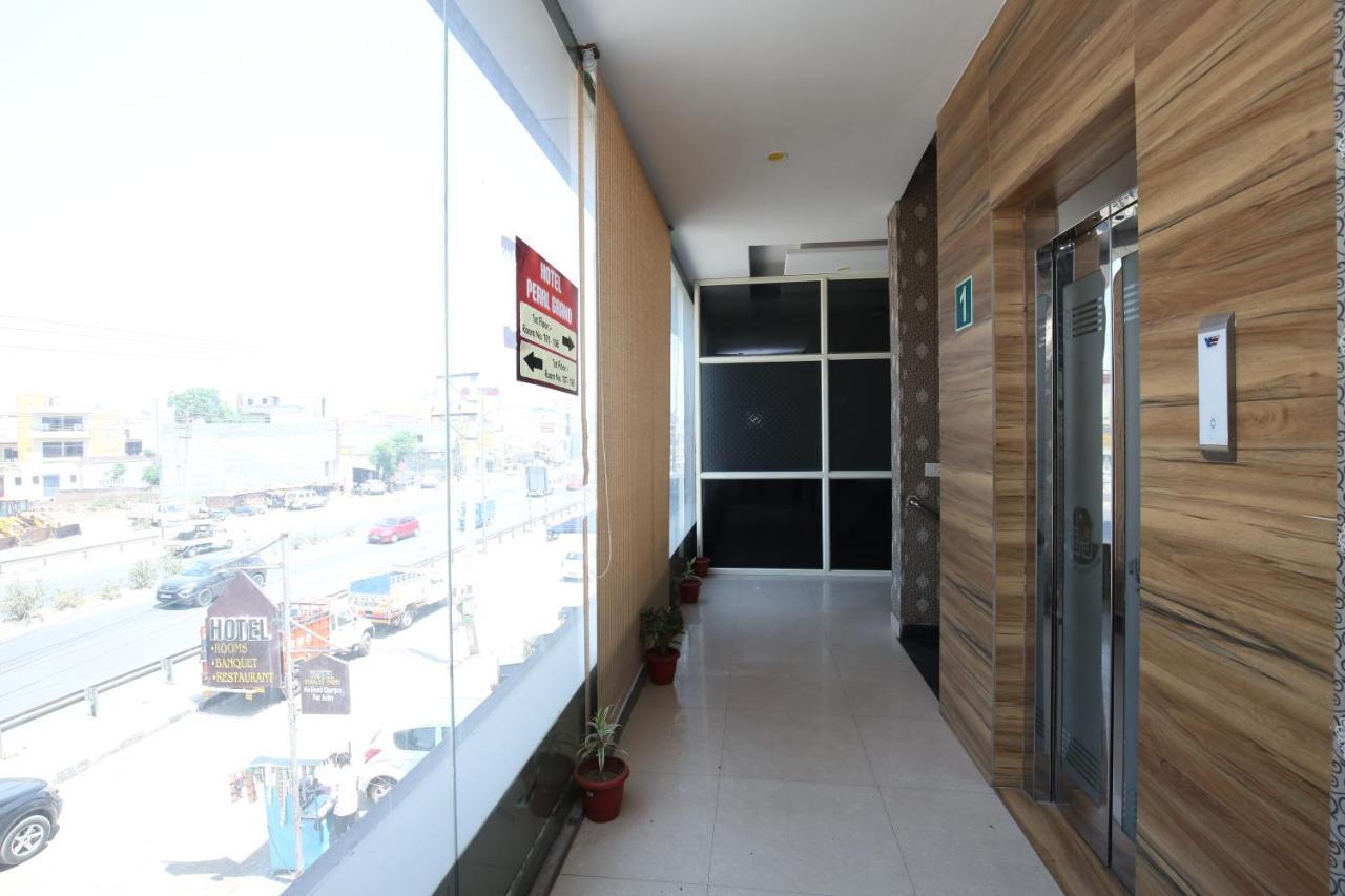Hotel Pearl Grand & Banquet Zirakpur Εξωτερικό φωτογραφία