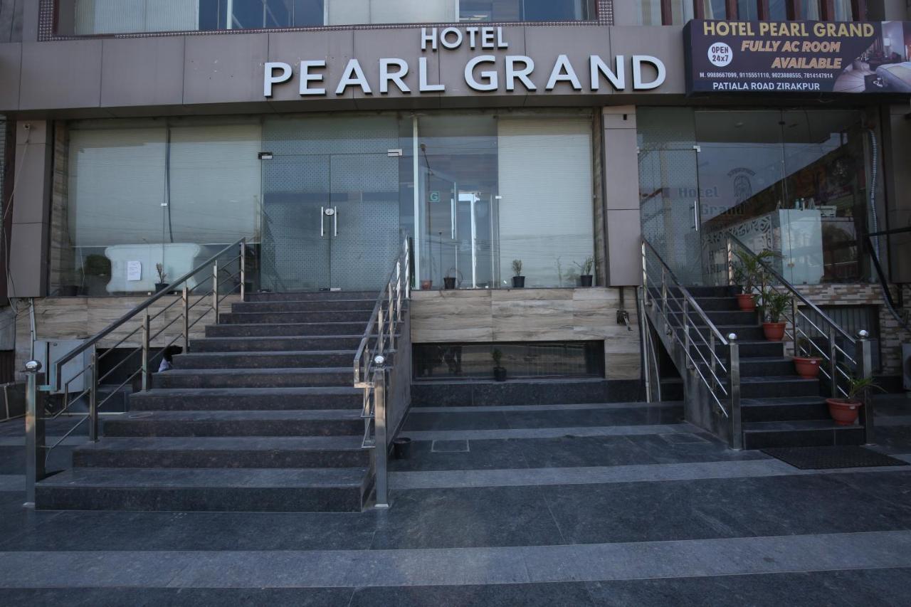 Hotel Pearl Grand & Banquet Zirakpur Εξωτερικό φωτογραφία