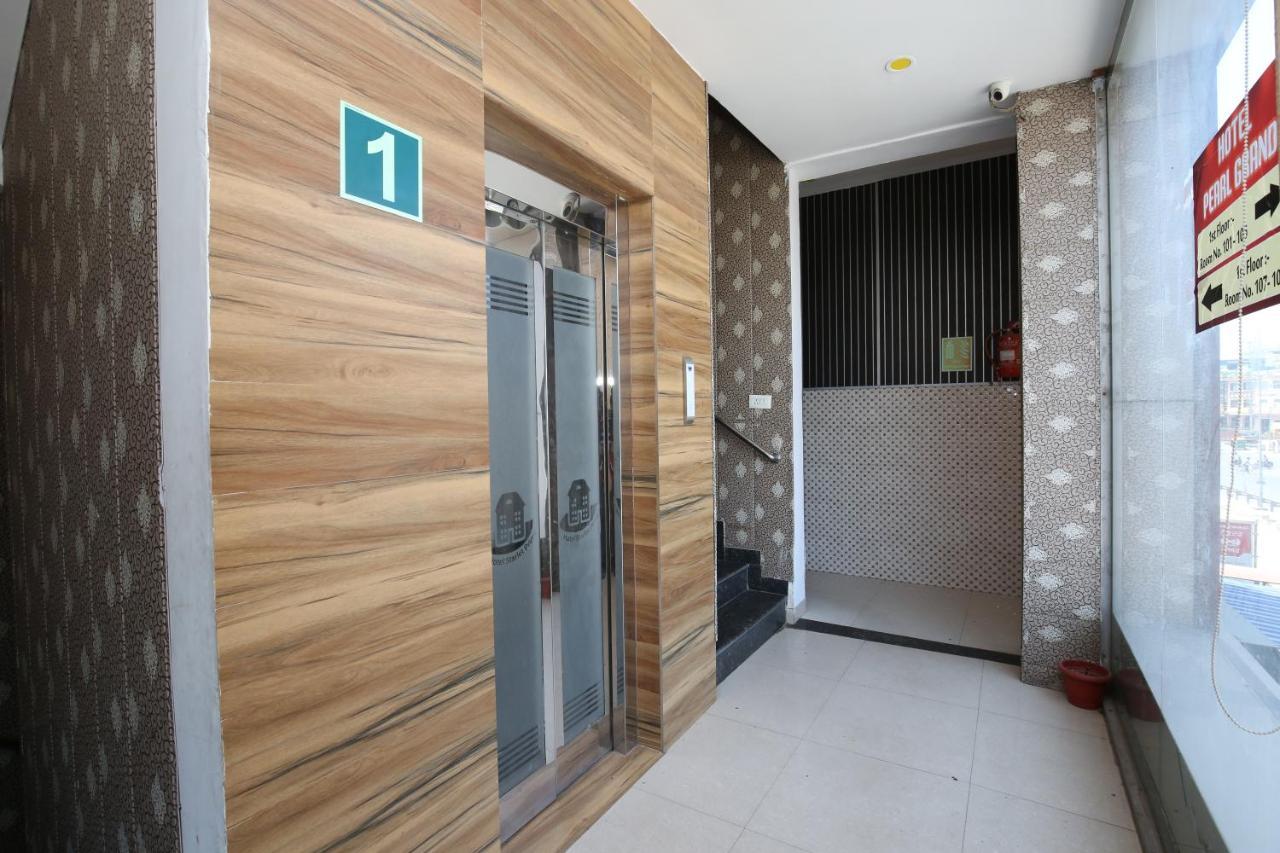 Hotel Pearl Grand & Banquet Zirakpur Εξωτερικό φωτογραφία