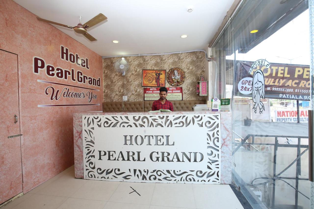 Hotel Pearl Grand & Banquet Zirakpur Εξωτερικό φωτογραφία